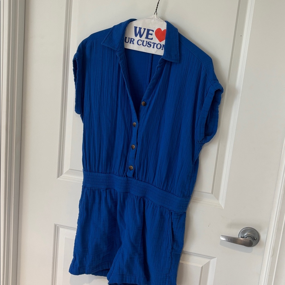 LOFT Vibrant Blue Top